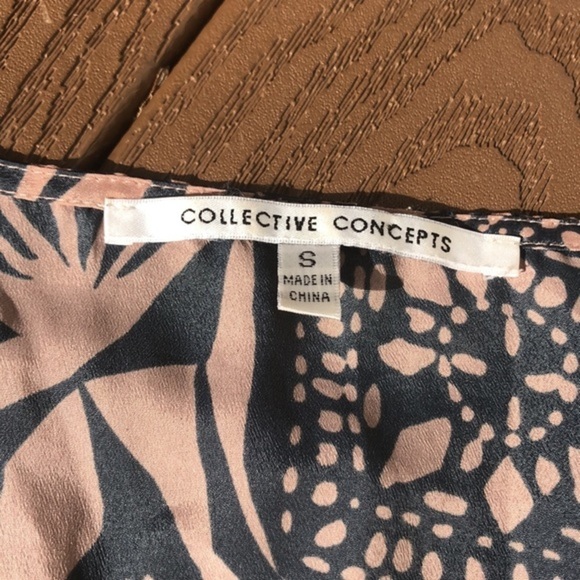 Collective concepts flowy sleeveless print top - Picture 5 of 9